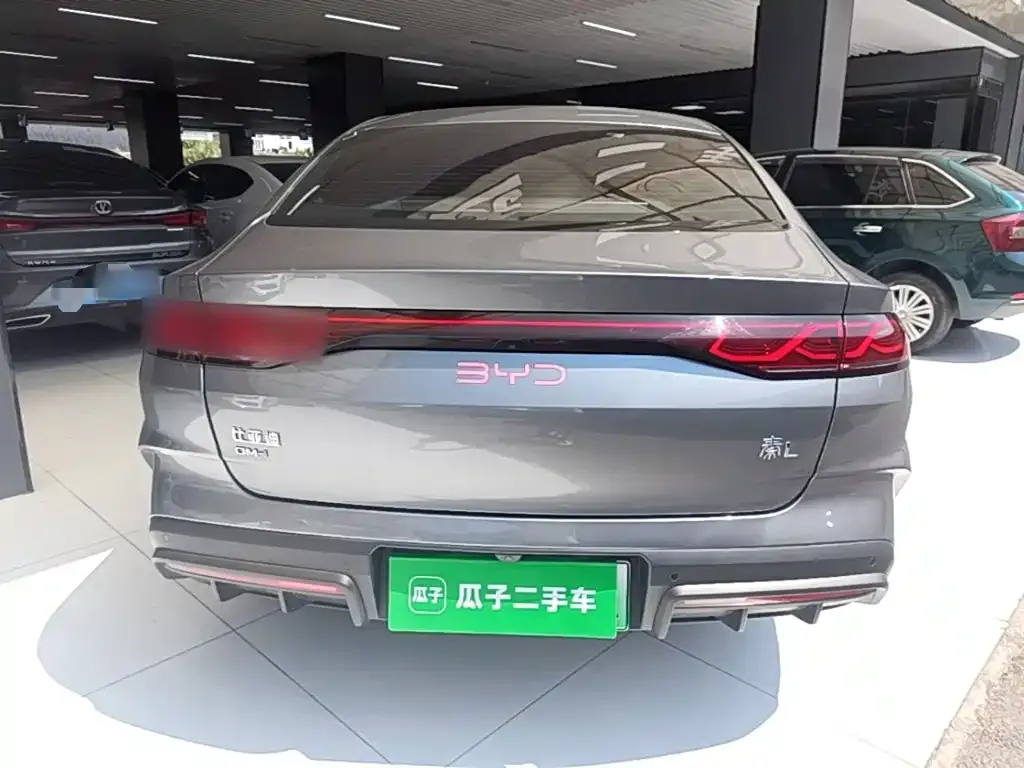 BYD Qin L — фото 8