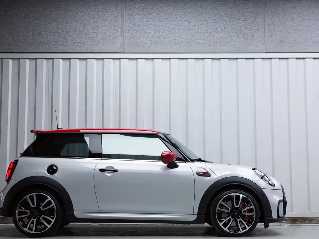 MINI JCW (John Cooper Works) — фото 6