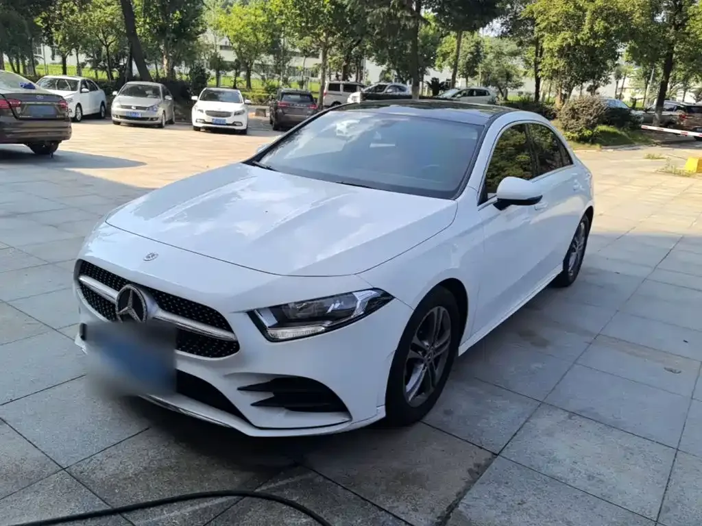 Mercedes-Benz A-Class — фото 1