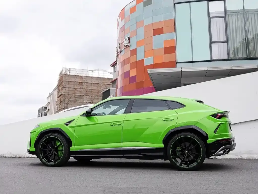 Lamborghini Urus — фото 4