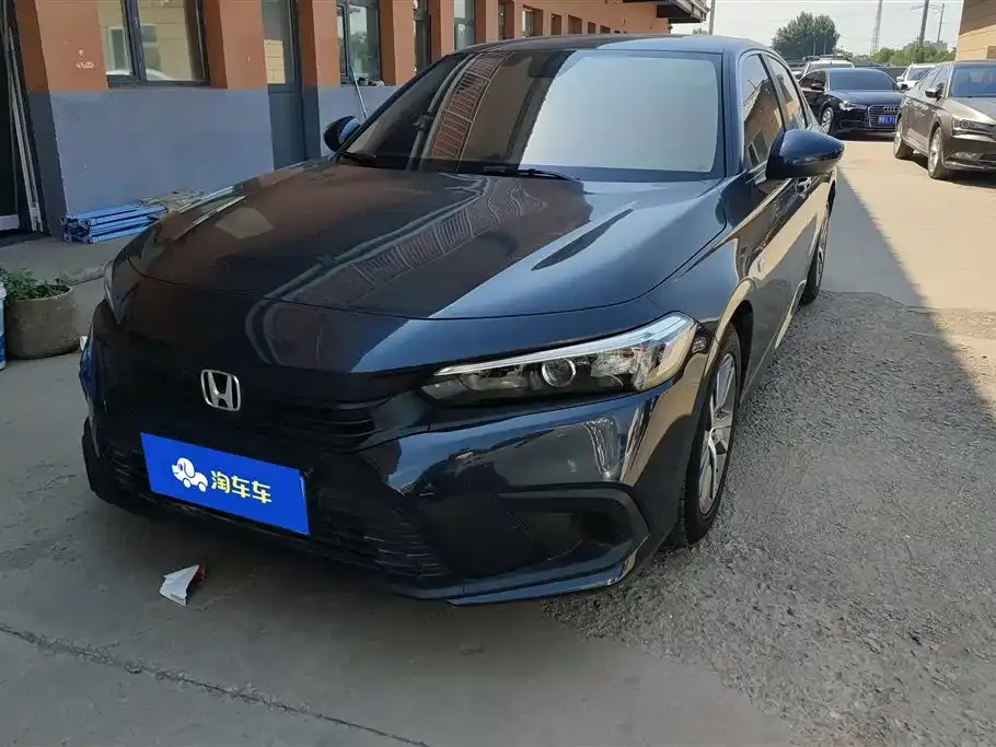 Honda Civic — фото 1