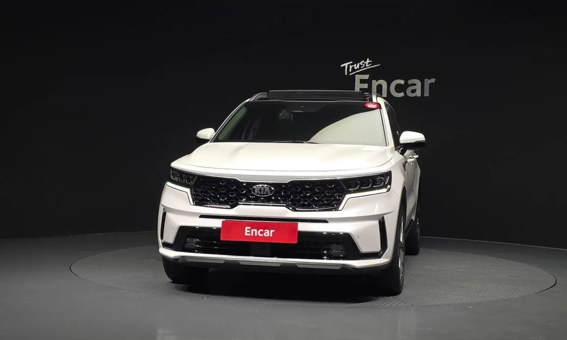 Kia Sorento — фото 10