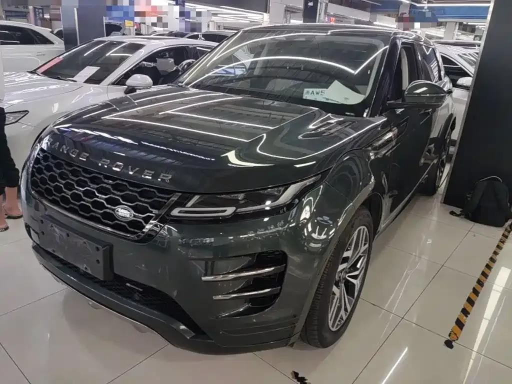 Land Rover Evoque — фото 1