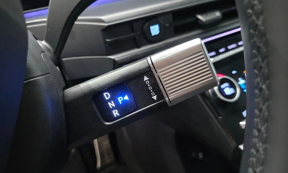 Hyundai Santafe — фото 2