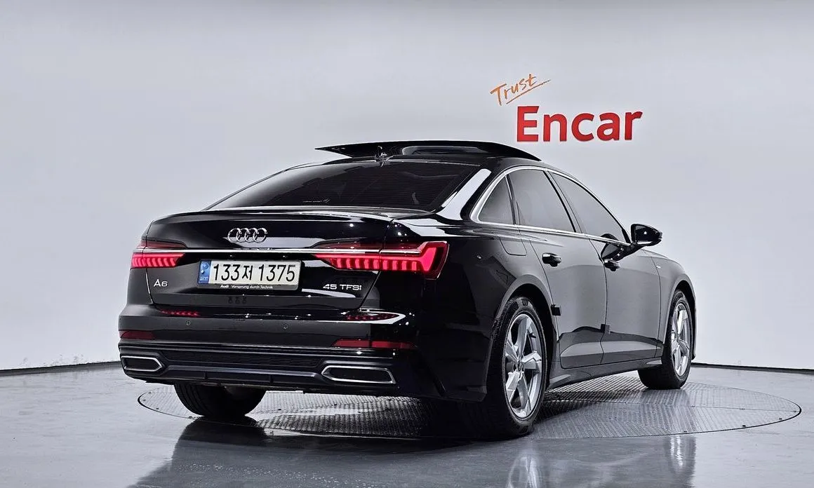 Audi A6 — фото 6