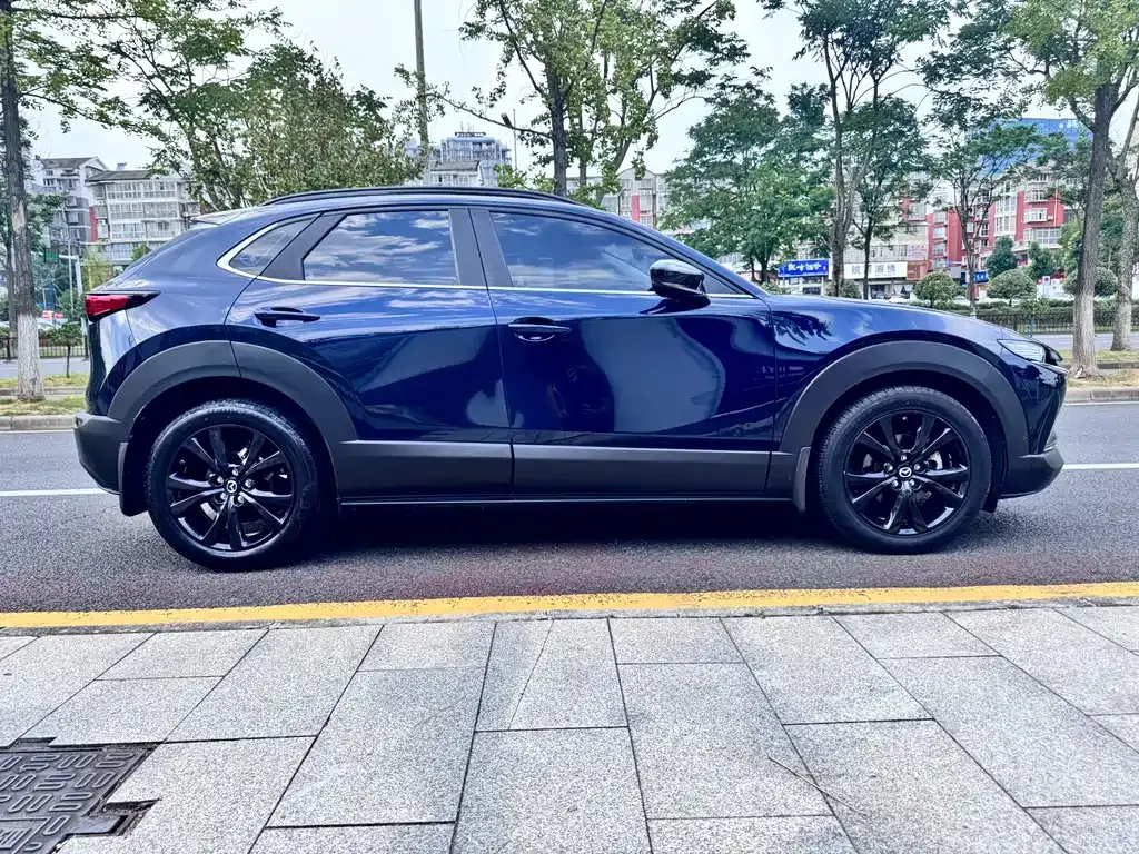 Mazda CX-30 — фото 8