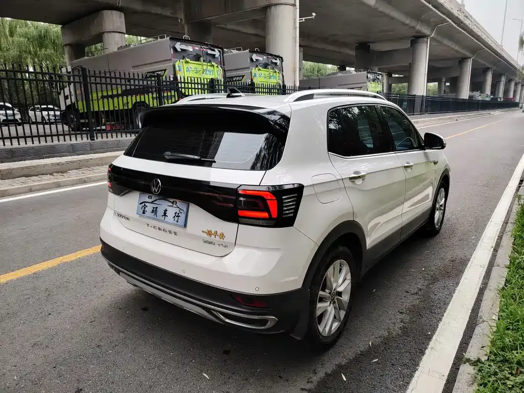 Volkswagen T-Cross — фото 7