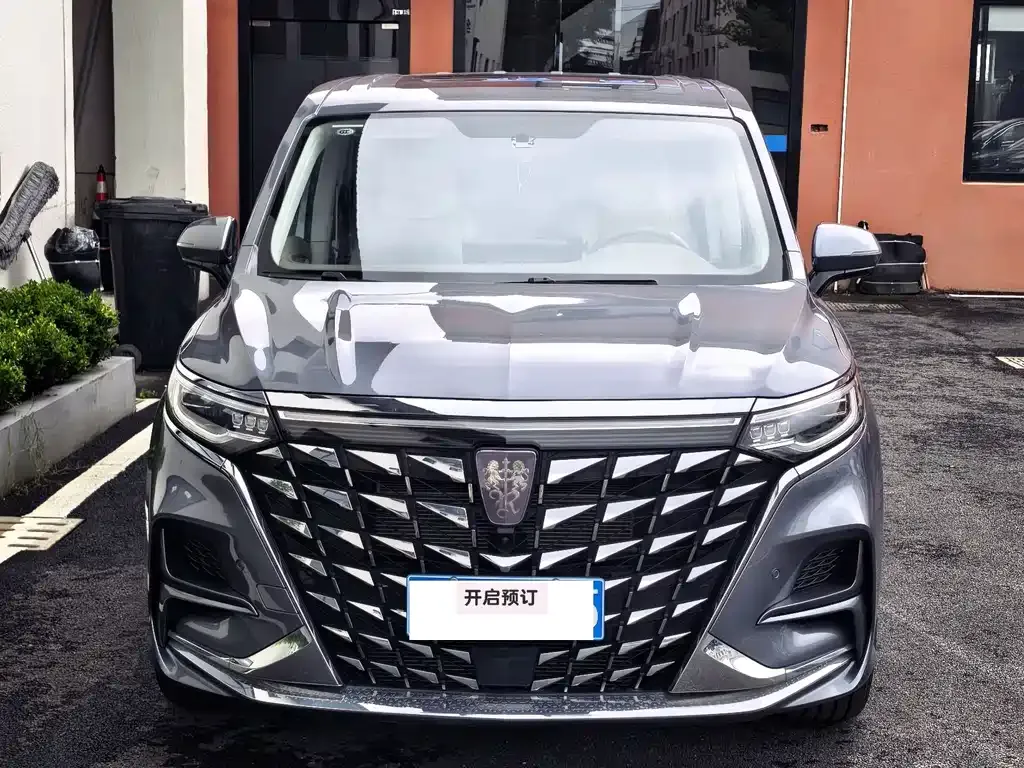 Roewe iMAX8 — фото 1
