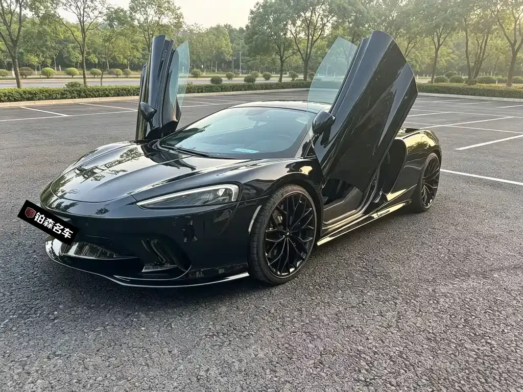 McLaren GT — фото 1
