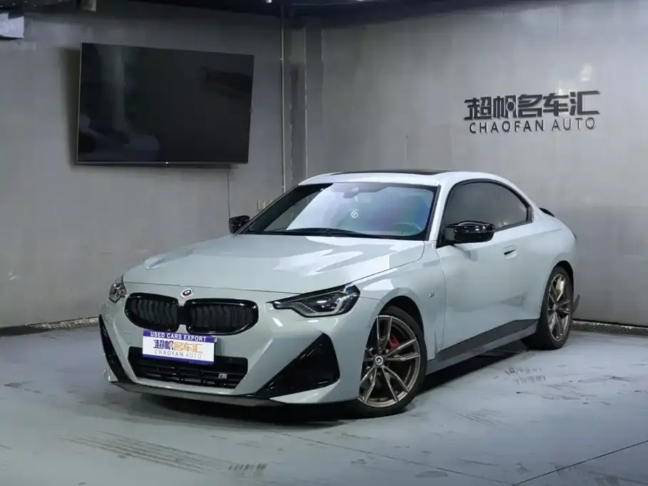 BMW M240i — фото 1