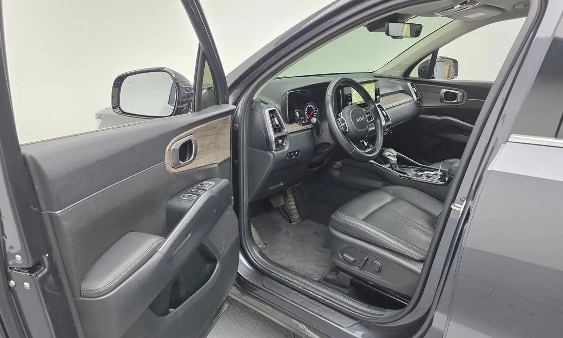 Kia Sorento — фото 5