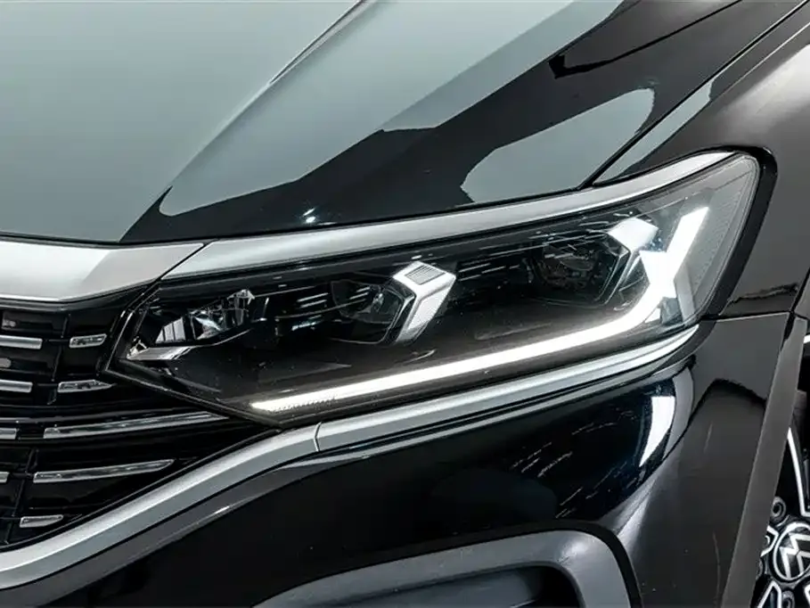 Volkswagen Passat — фото 9
