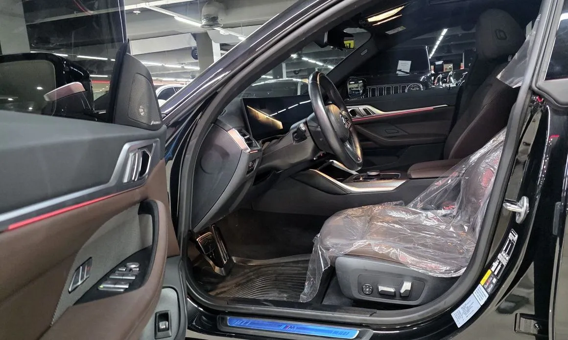 BMW i4 — фото 3