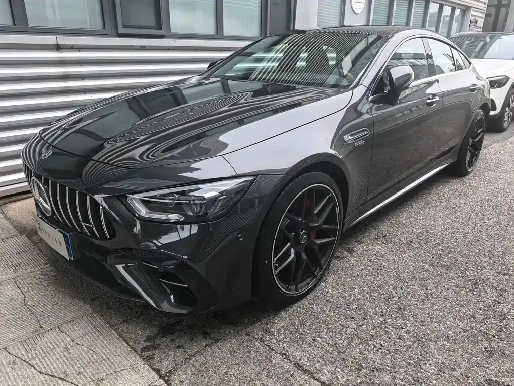 Mercedes-Benz AMG GT — фото 1