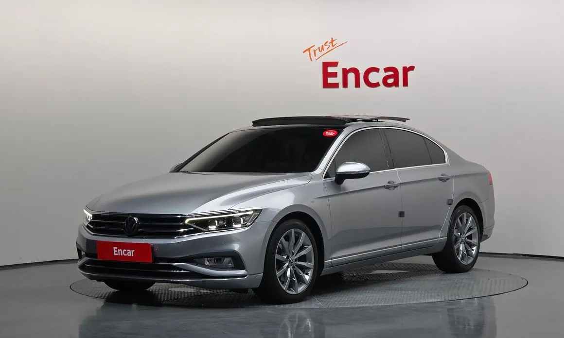 Volkswagen Passat — фото 1