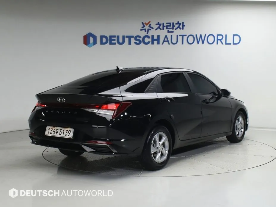 Hyundai AVANTE — фото 3