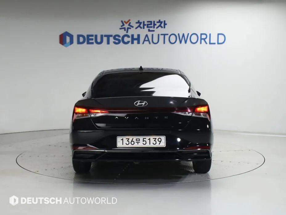 Hyundai AVANTE — фото 2