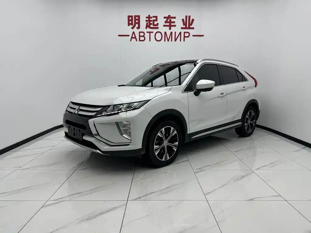 Mitsubishi Eclipse Cross — фото 1