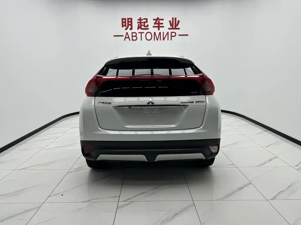 Mitsubishi Eclipse Cross — фото 5