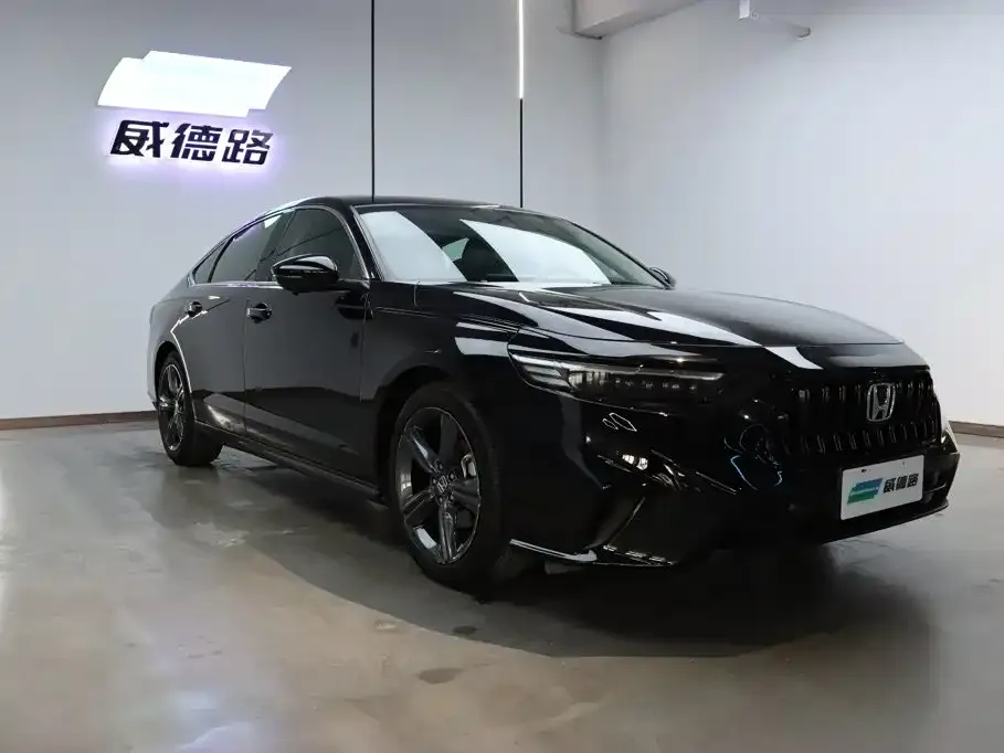Honda Inspire — фото 10