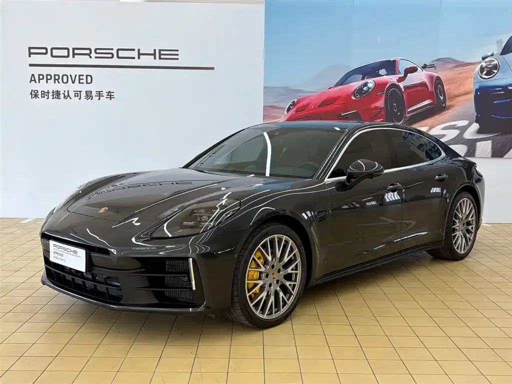 Porsche Panamera — фото 1