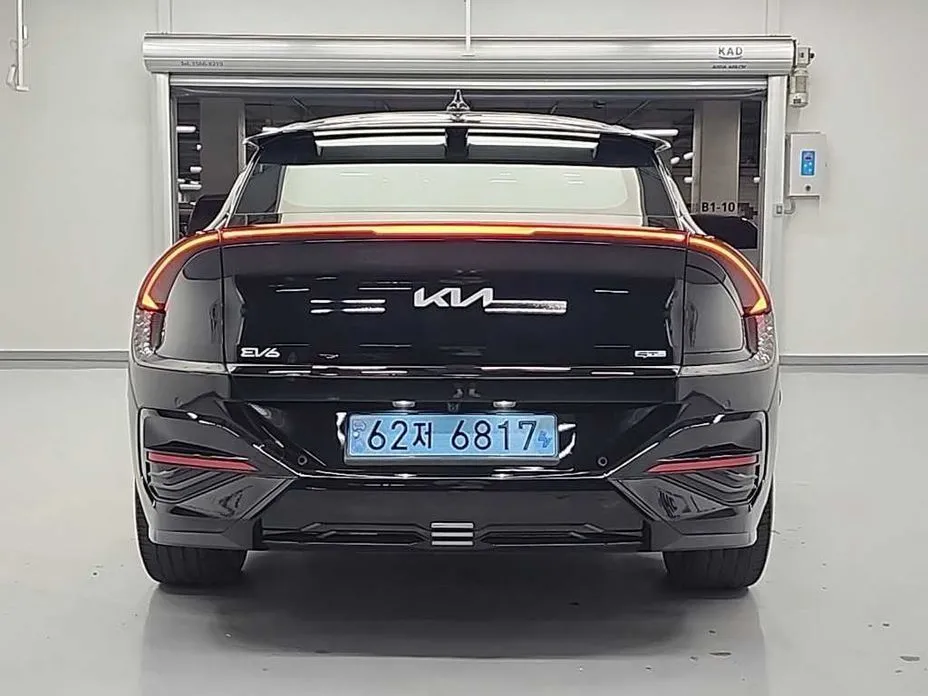 Kia EV6 — фото 6