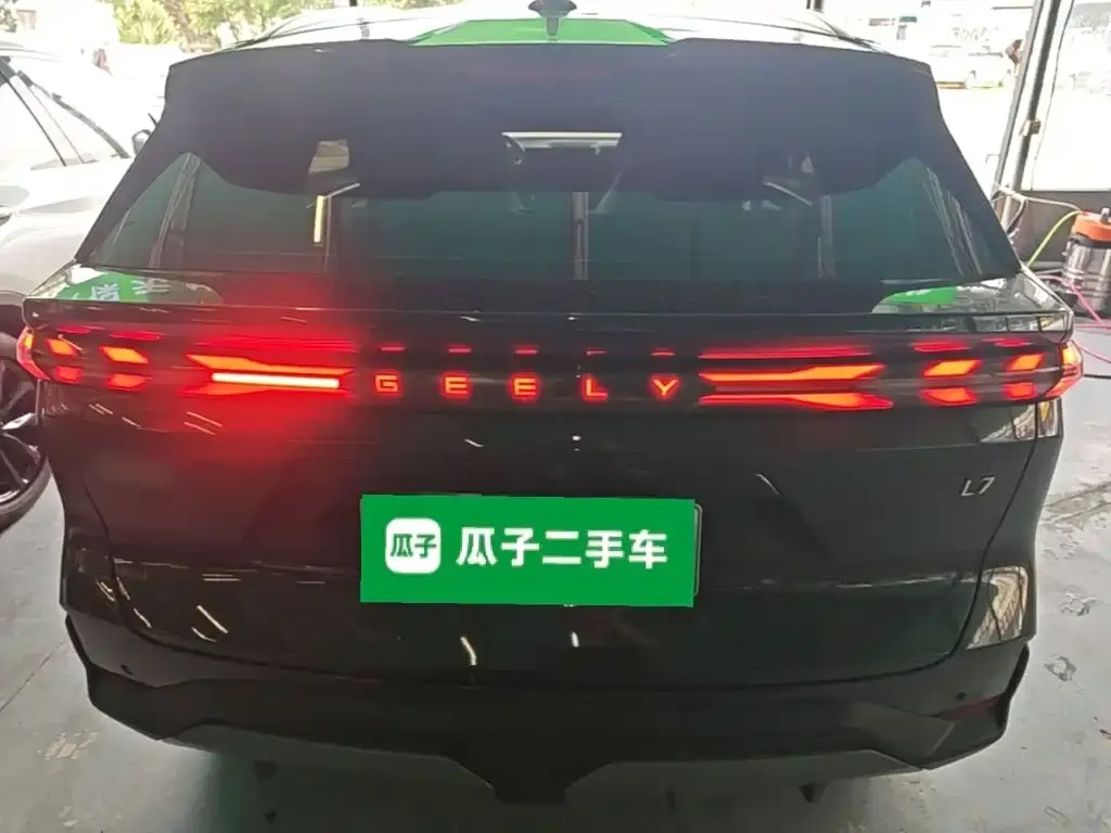 Geely Galaxy L7 — фото 2
