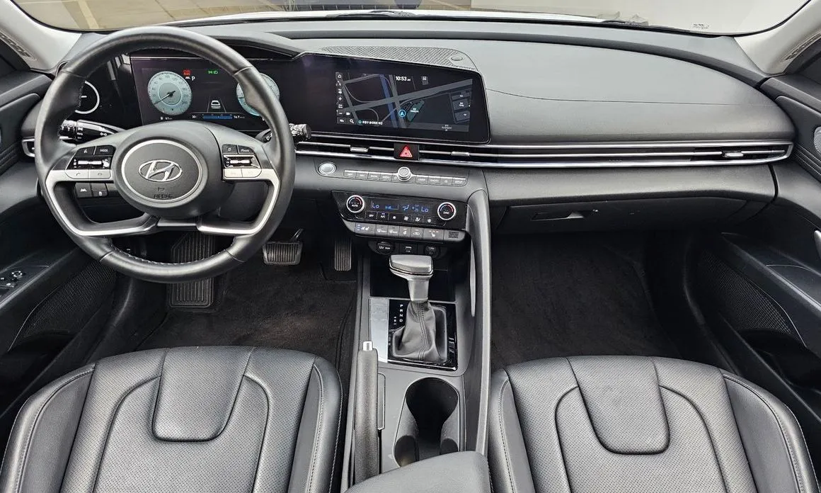 Hyundai AVANTE — фото 2