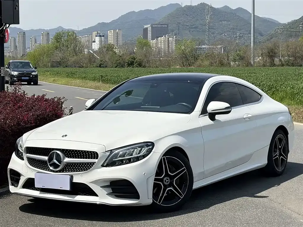 Mercedes-Benz C-Class (Import) — фото 1