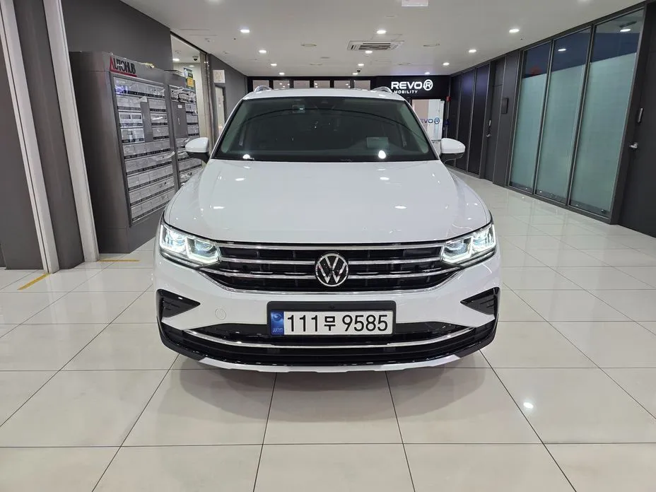 Volkswagen Tiguan — фото 1