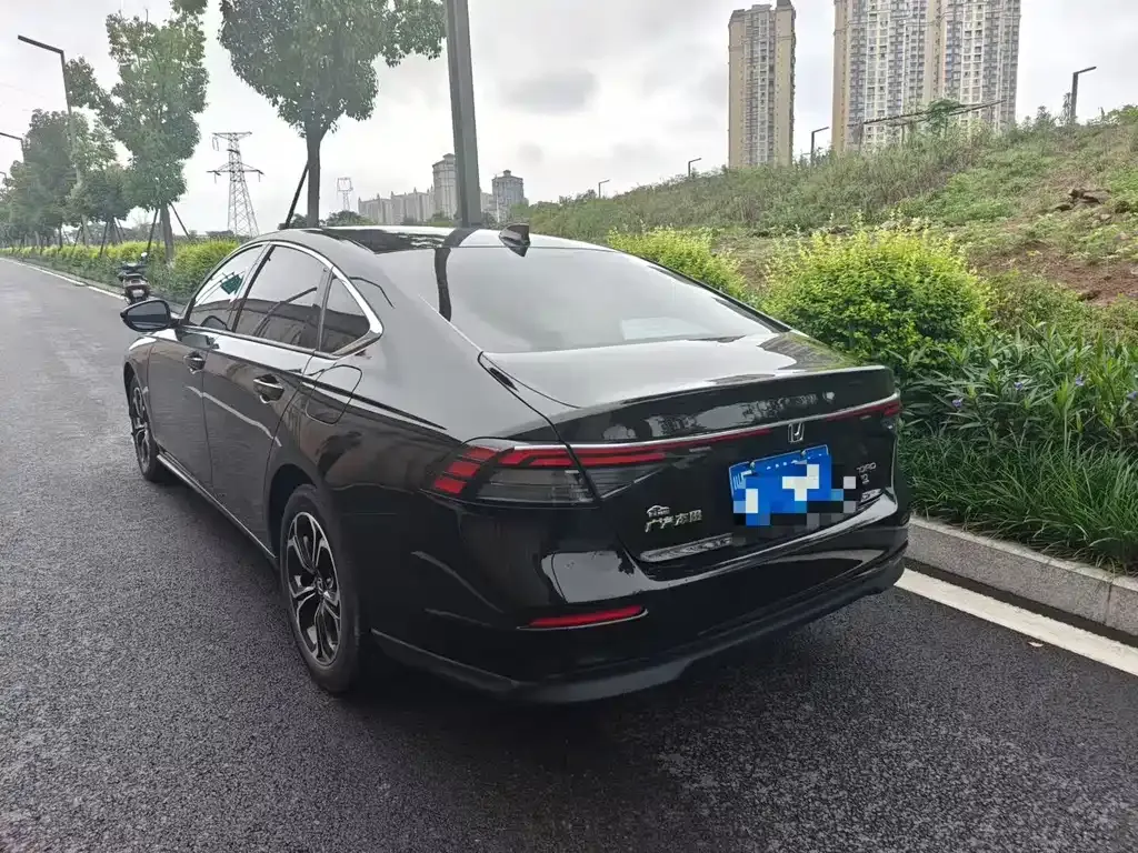 Honda Accord — фото 6