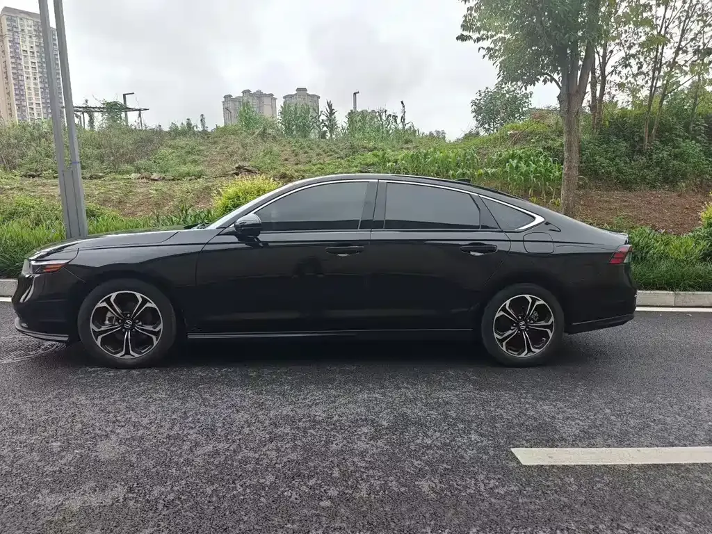 Honda Accord — фото 5