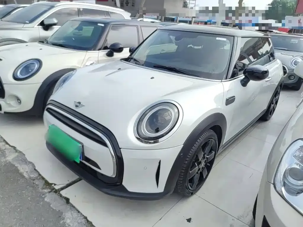 MINI Cooper (3-door) — фото 1