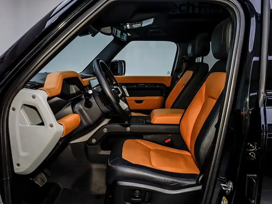 Land Rover Defender — фото 10