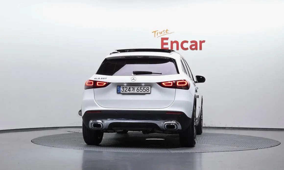 Mercedes-Benz GLA-Class — фото 2