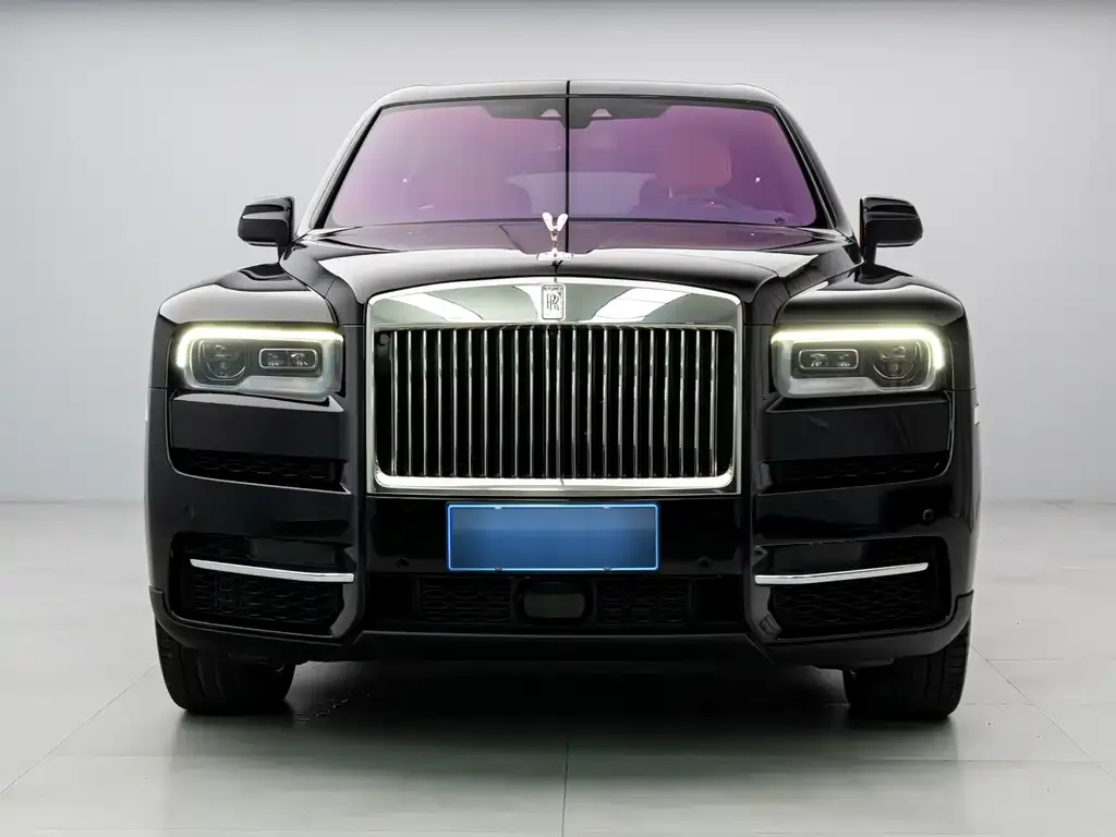 Rolls-Royce Cullinan — фото 1
