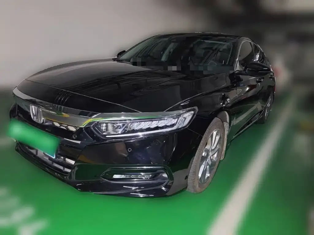 Honda Accord — фото 1