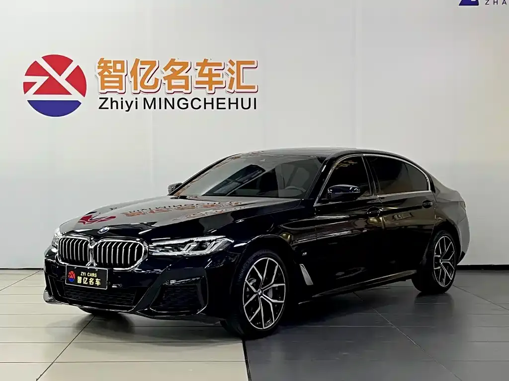 BMW 5 Series — фото 1