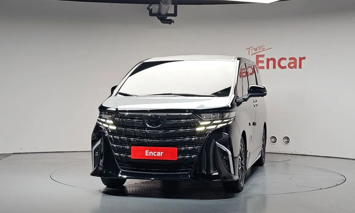 Toyota Alphard — фото 7