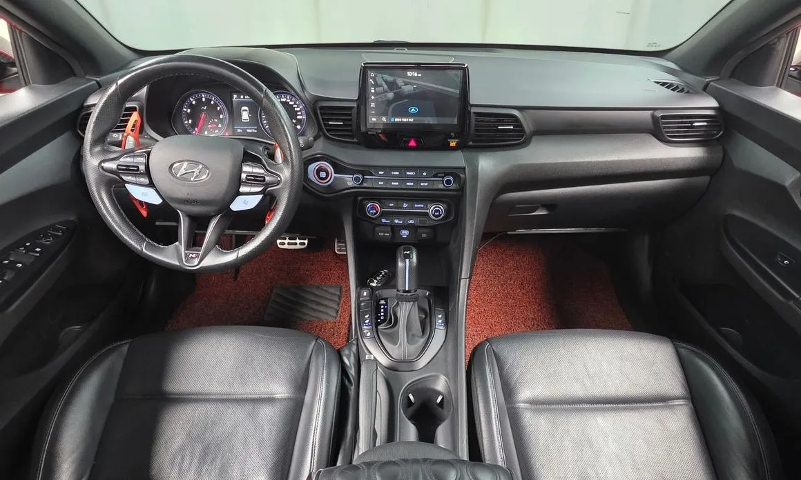 Hyundai Veloster — фото 4