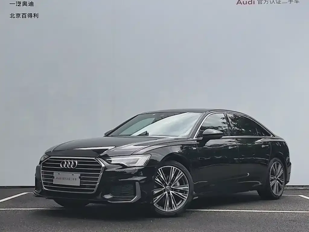 Audi A6L — фото 1