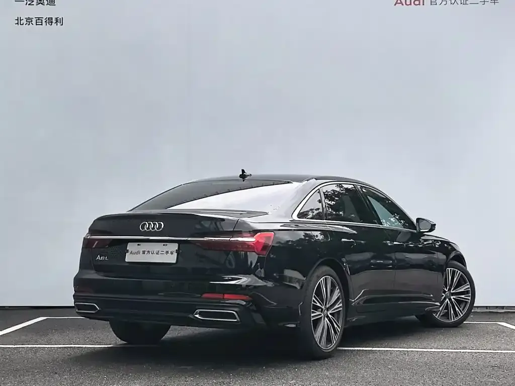 Audi A6L — фото 7