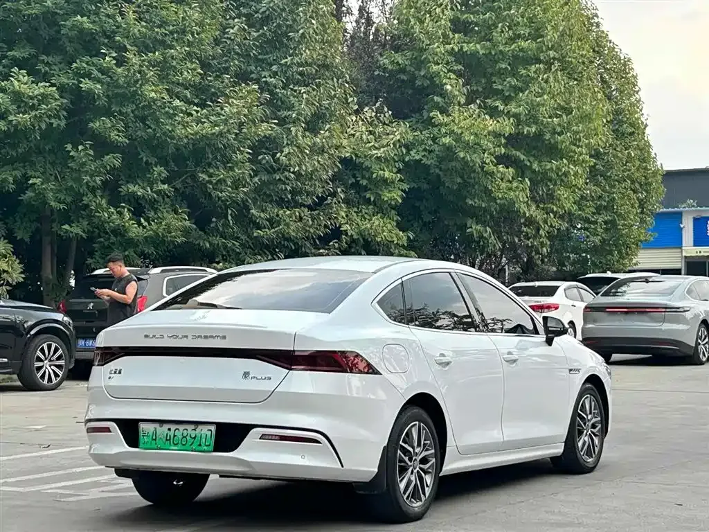 BYD Qin PLUS — фото 8