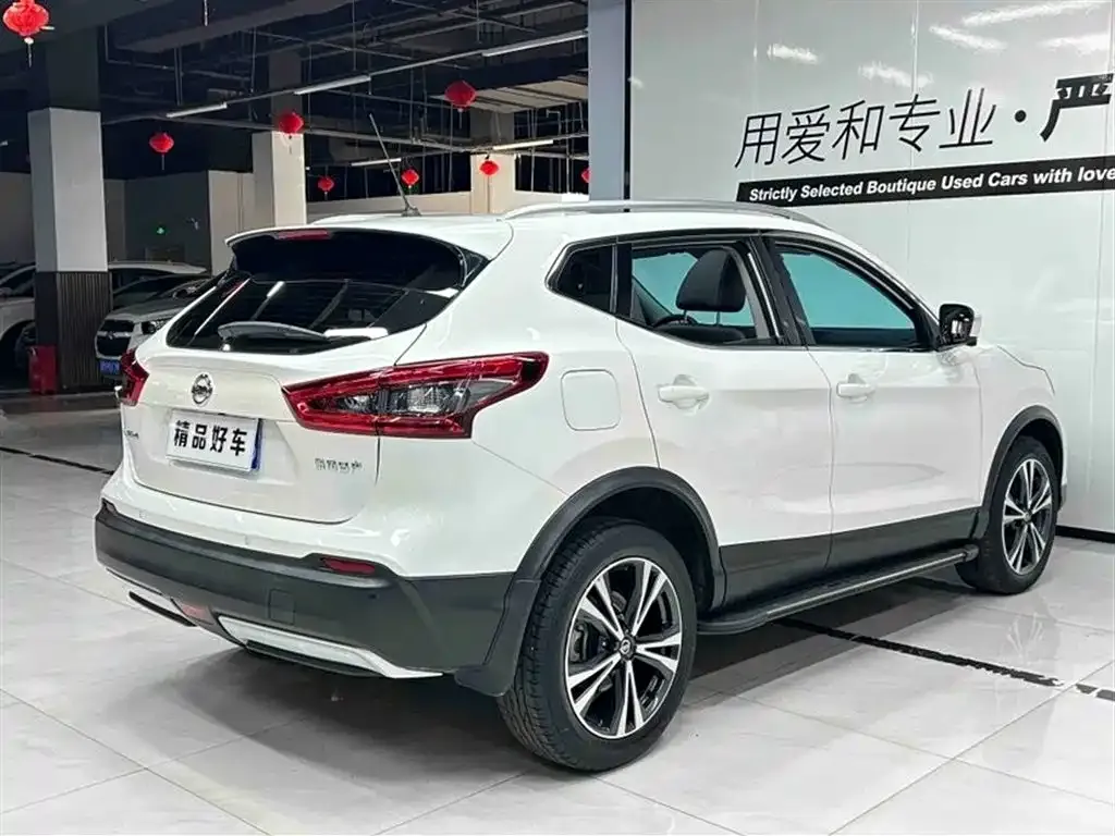 Nissan Qashqai — фото 6