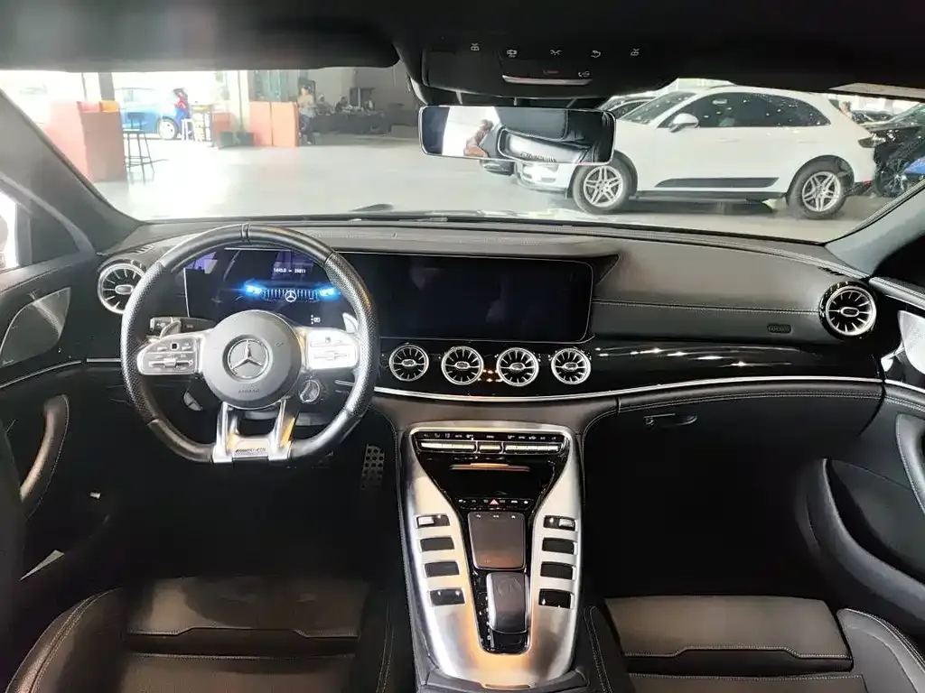 Mercedes-Benz AMG GT — фото 3