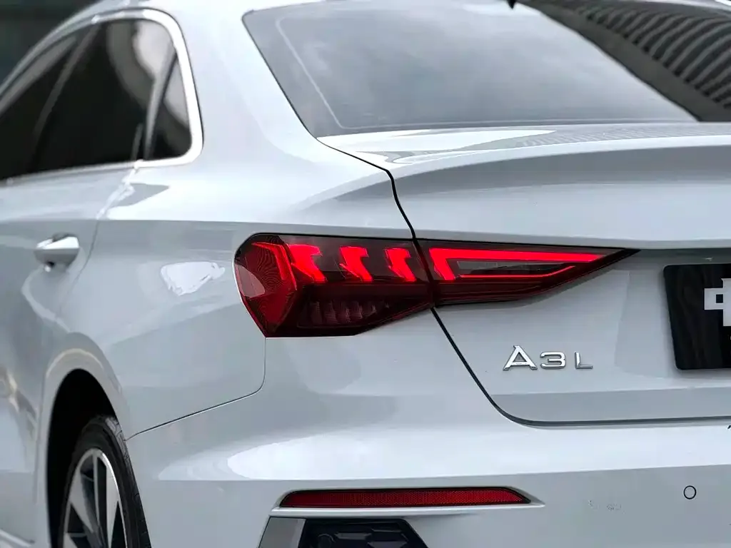 Audi A3 — фото 3