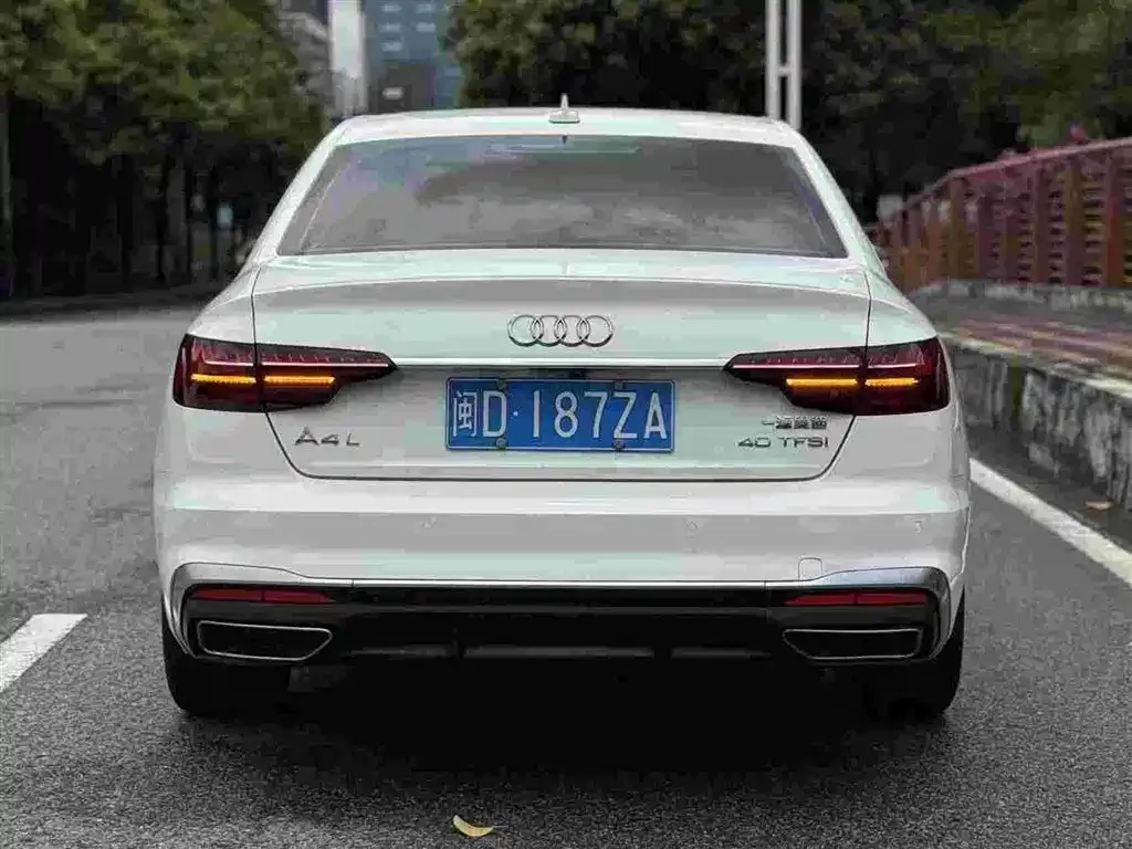 Audi A4L — фото 3