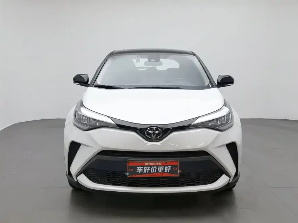 Toyota C-HR — фото 7