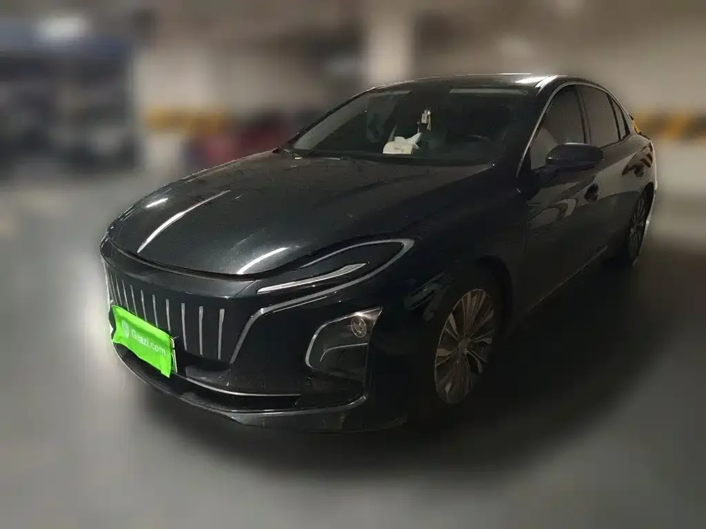 Hongqi E-QM5 — фото 1