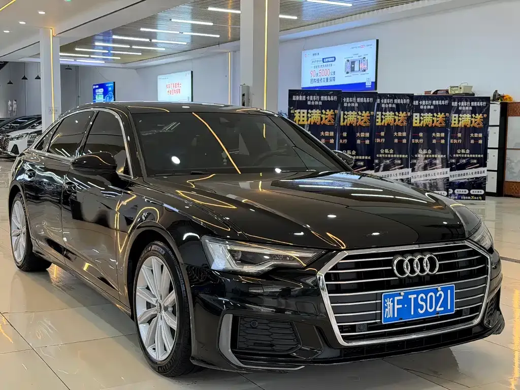 Audi A6L — фото 4